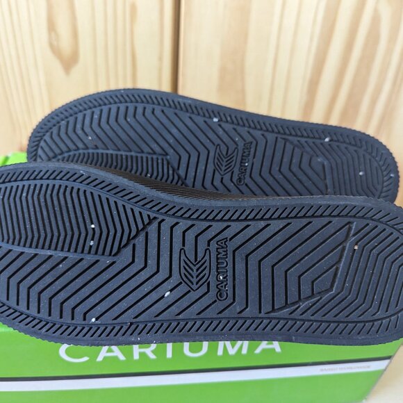 Cariuma OCA LOW black size 9 NEW (tried on outside) - Picture 3 of 4